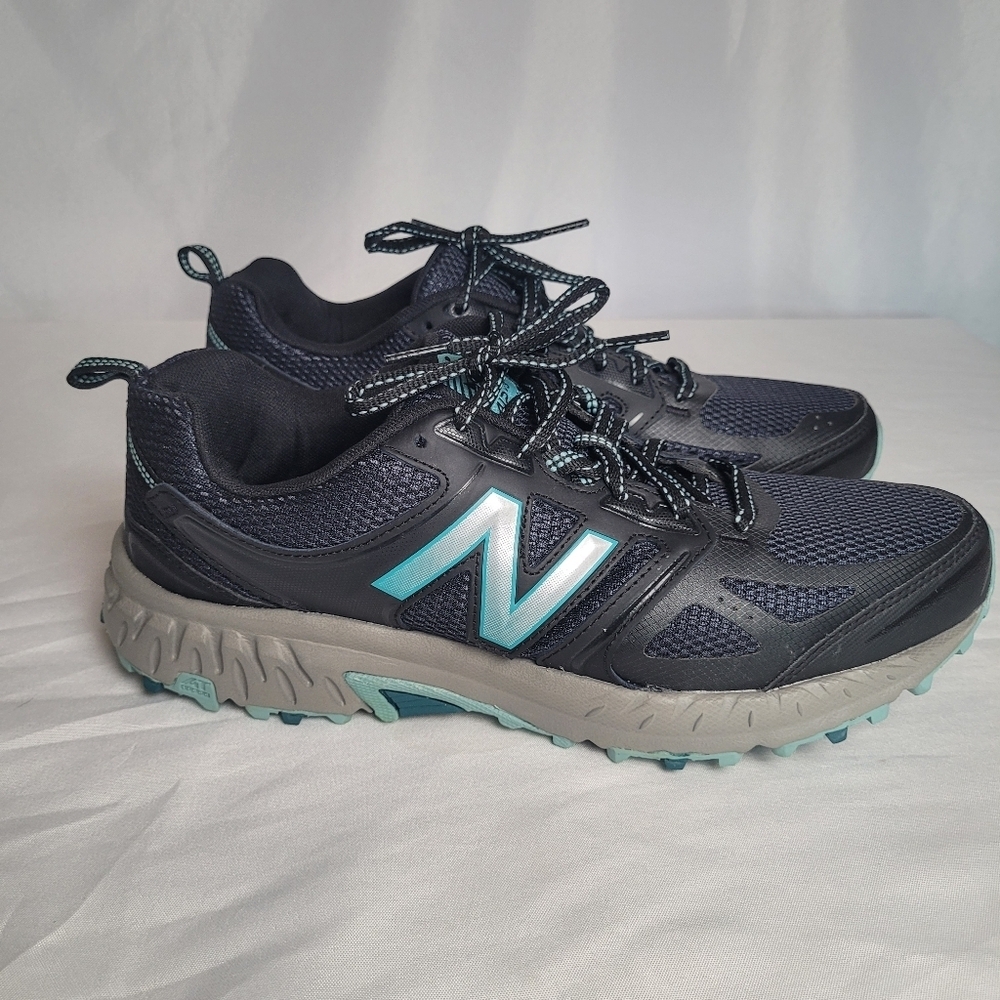 New Balance 412v3 All Terrain Trail Running Shoe Black/Blue EUC Size M 10.5 W 12